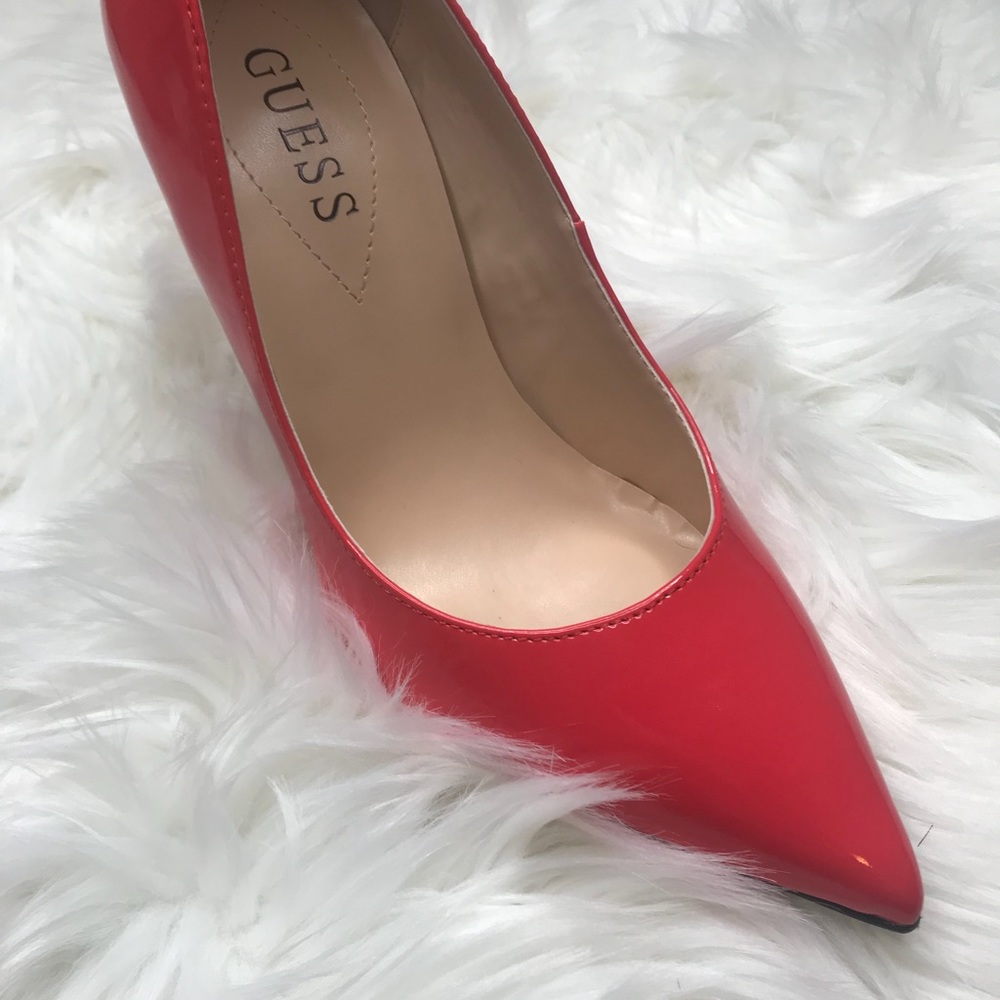 Shoes/heels - Picture 2 of 3